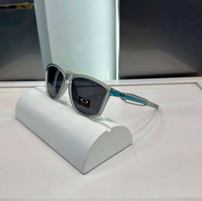 Oakle y All Grey Premium Shade 3363