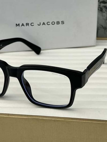 Marc_jacobs_1117_black_plano