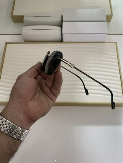 Cartier_501_gold_black