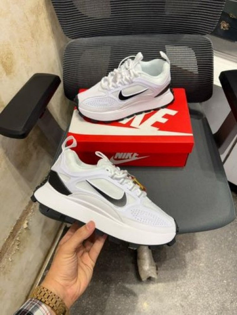 Nikee Bailleli Platform Sneaker White