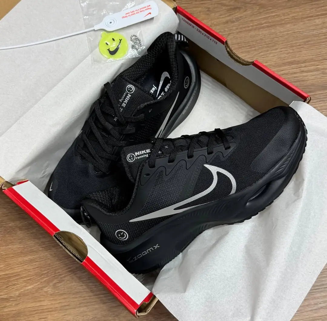 Nike Zoom X smiley All Black