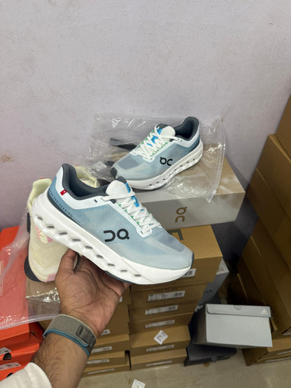 ON. Cloud Surfer Next ‘’ Niagara Falls ‘’