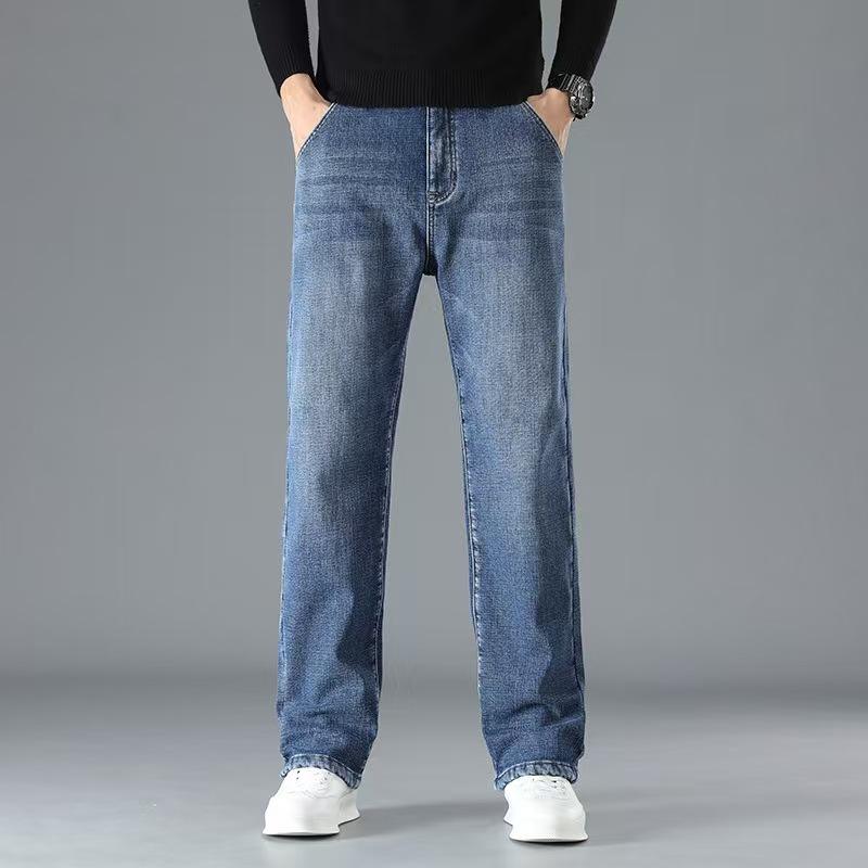 Men’s Blue Washed Relaxed-Fit Jeans