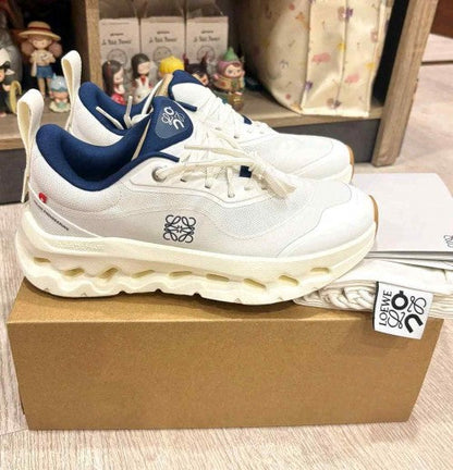 Loewe X On. Cloudtilt 20 White Navy